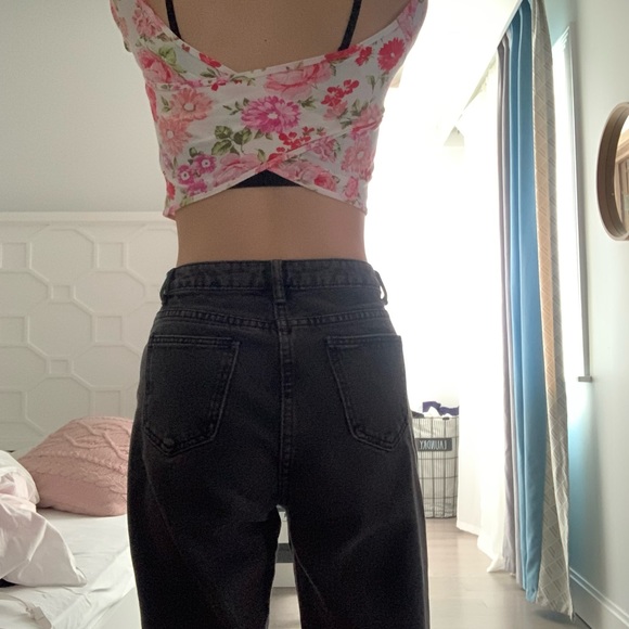 floral cross back crop top - Picture 5 of 5